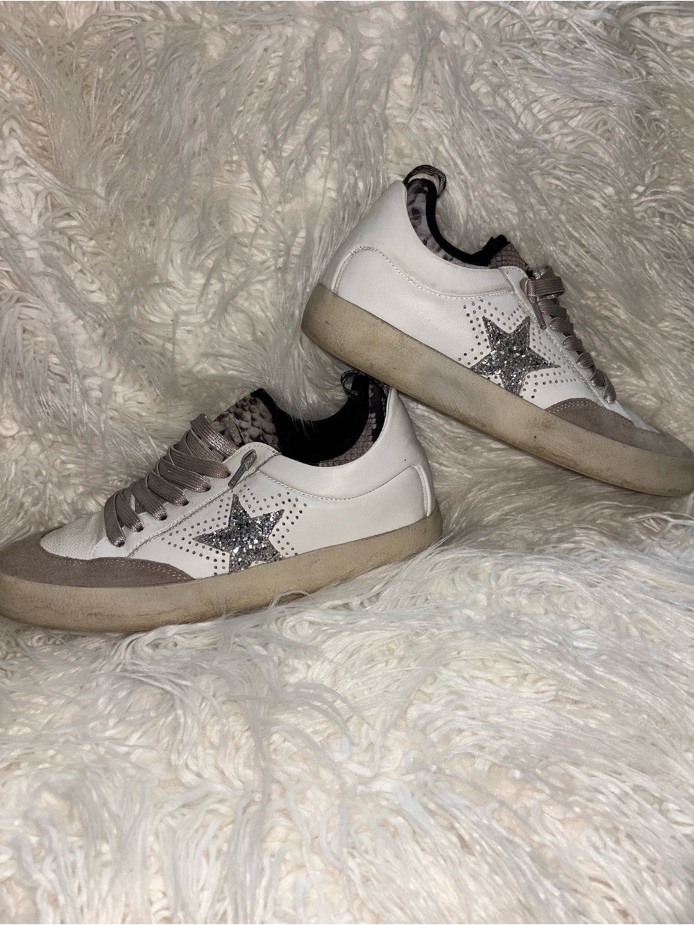 Gianni Bini White Sneakers with Silver Glitter Star